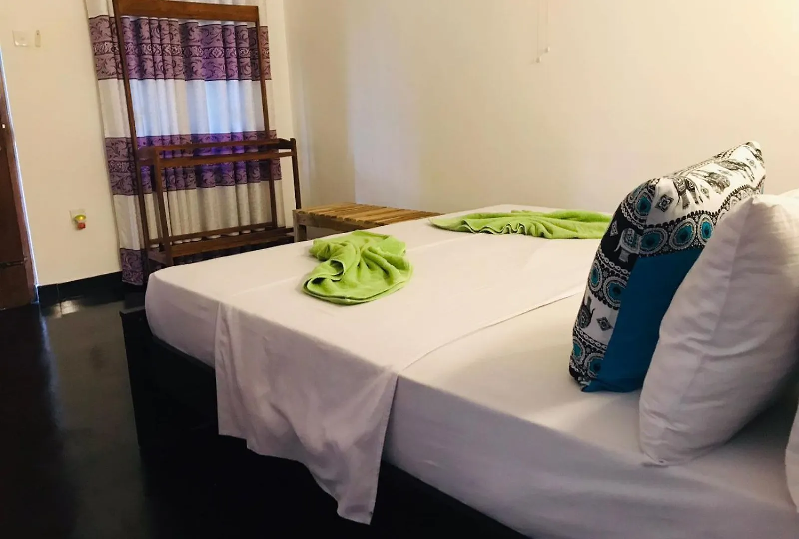 Sh Li Hostel Sigiriya